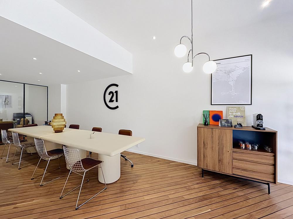 l'équipe de l'agence Dericq Immobilier