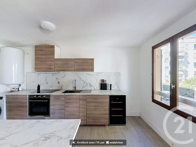 Appartement F3 à vendre - 3 pièces - 61.92 m2 - HYERES - 83 - PROVENCE-ALPES-COTE-D-AZUR - Century 21 Dericq Immobilier