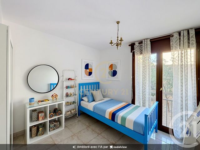 Appartement F4 à vendre - 4 pièces - 81.0 m2 - HYERES - 83 - PROVENCE-ALPES-COTE-D-AZUR - Century 21 Dericq Immobilier