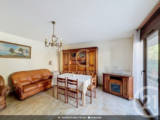 Appartement F4 à vendre - 4 pièces - 81.0 m2 - HYERES - 83 - PROVENCE-ALPES-COTE-D-AZUR - Century 21 Dericq Immobilier