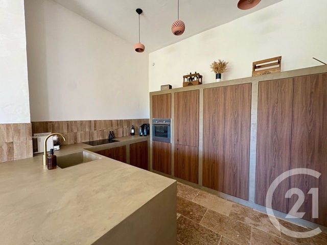 Appartement à vendre - 4 pièces - 83.0 m2 - HYERES - 83 - PROVENCE-ALPES-COTE-D-AZUR - Century 21 Dericq Immobilier