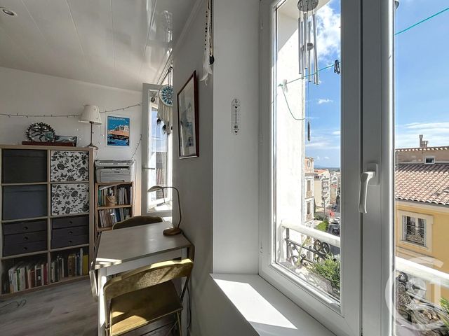 Appartement Studio à vendre - 1 pièce - 22.0 m2 - HYERES - 83 - PROVENCE-ALPES-COTE-D-AZUR - Century 21 Dericq Immobilier